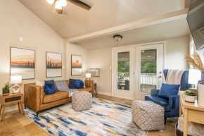 Cute and Cozy! Great for a couple or small family